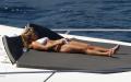 Geri+Halliwell+Boyfriend+Vacationing+Yacht+qmtiHQkHrSrl