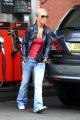 66064_Geri_Halliwell_Out_in_London_July26_005_122_792lo